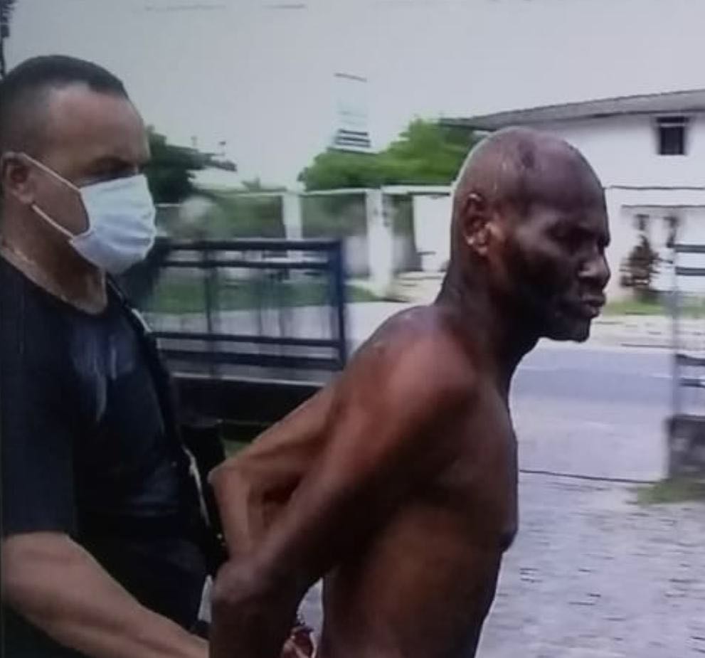 Suspeito de atear fogo em morador de rua é preso em Dias d’Ávila