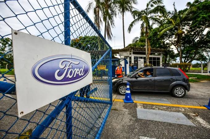 Justiça do Trabalho proíbe Ford de demitir funcionários da fábrica de Camaçari