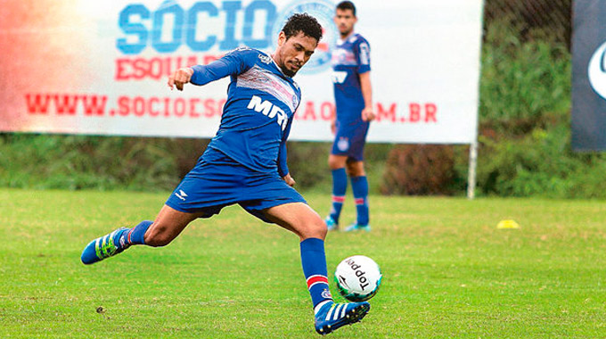 Hernane volta ao Bahia nesta quarta
