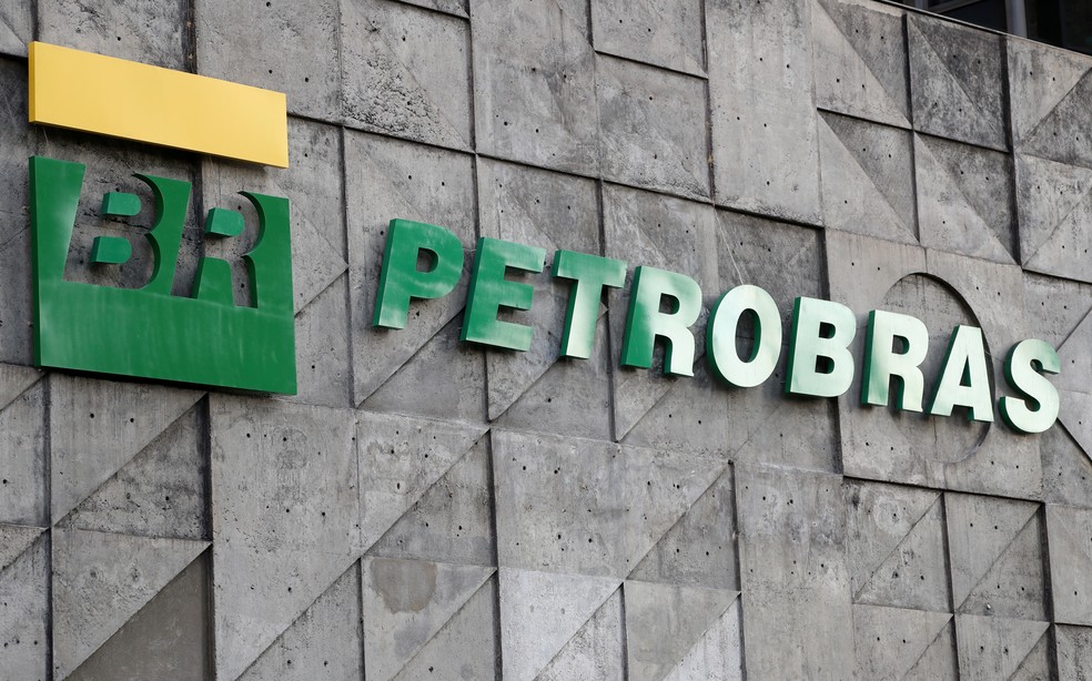 Petrobras fecha venda de refinaria na Bahia US$ 1,65 bilhão
