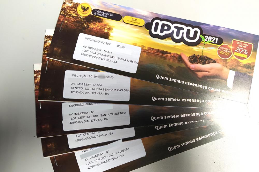Prefeitura de Dias d’Ávila começa distribuição de carnês do IPTU 