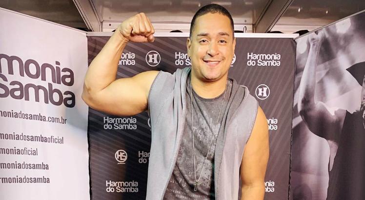 Xanddy desabafa em prol do setor de eventos e questiona silêncio de 'grandes artistas'