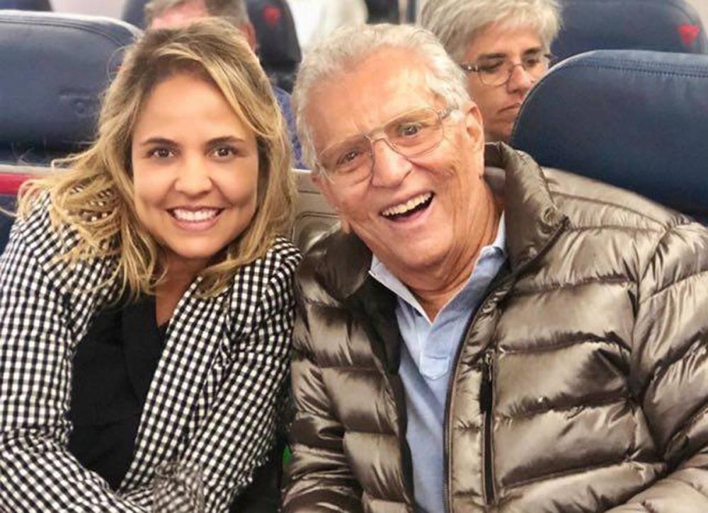 Carlos Alberto de Nóbrega e esposa são internados com Covid-19