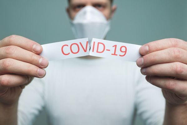 Sequelas da Covid-19 podem persistir por longo prazo até em casos leves 