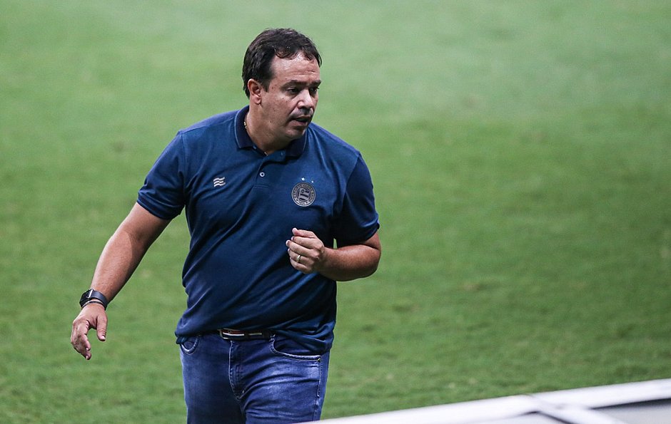 Dado despista sobre permanência no comando, mas mira reformulação