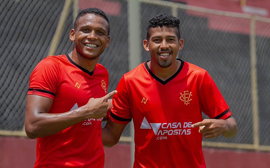 Sem vencer torneio desde 2010, Vitória estreia no Nordestão neste sábado