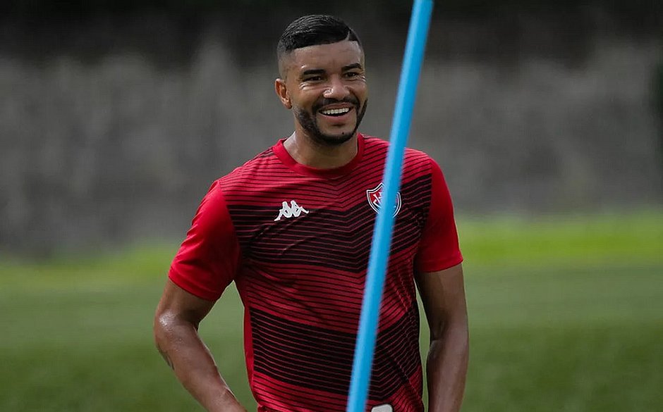 Maurício Ramos acerta rescisão contratual e deixa o Vitória