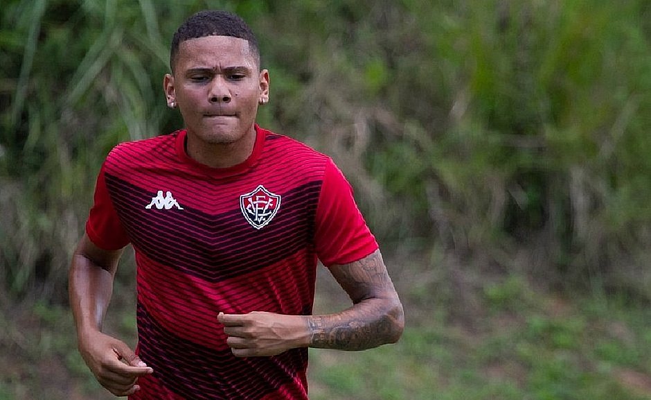 Bahia faz proposta por Rend e Vitória é notificado por Jacuipense