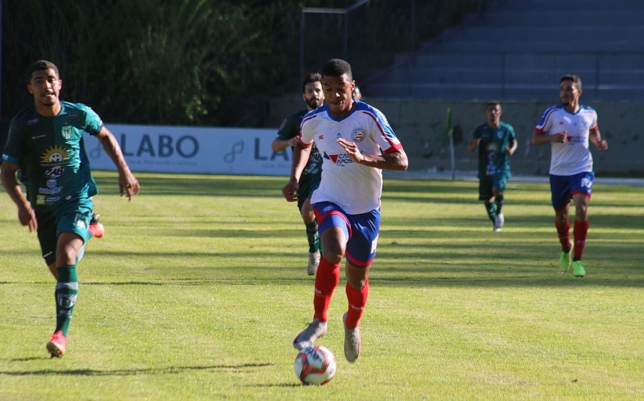 Bahia empata sem gols com o Conquista em jogo de poucas emoções
