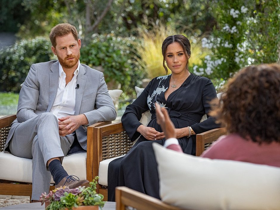 Bilionário emprestou casa para Harry e Megan após príncipe ser 'cortado financeiramente'
