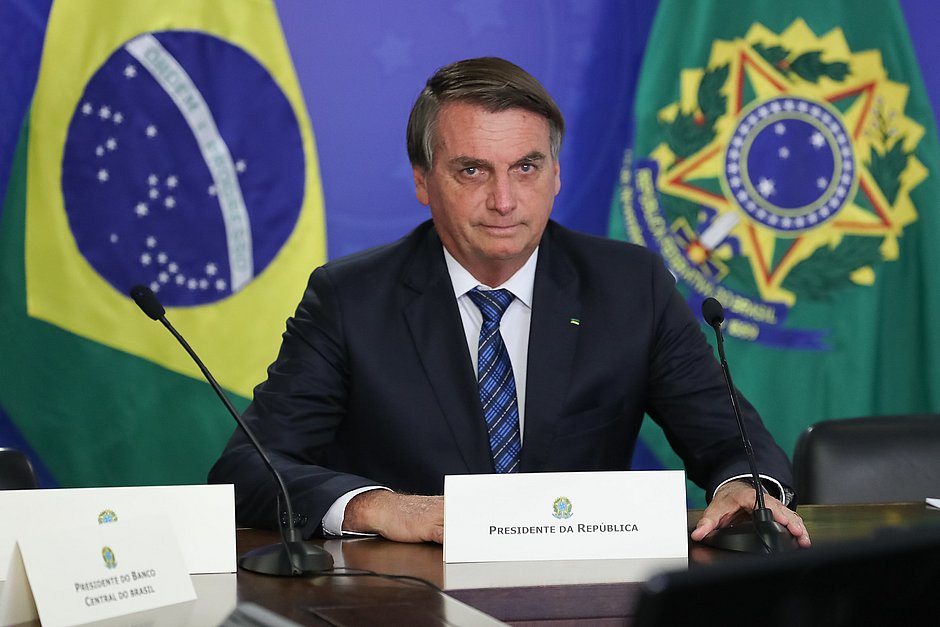 Bolsonaro diz que nunca se referiu à covid-19 como 'gripezinha'