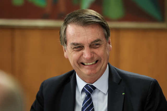Bolsonaro vê candidatura de Huck como piada e acredita em segundo turno com PT