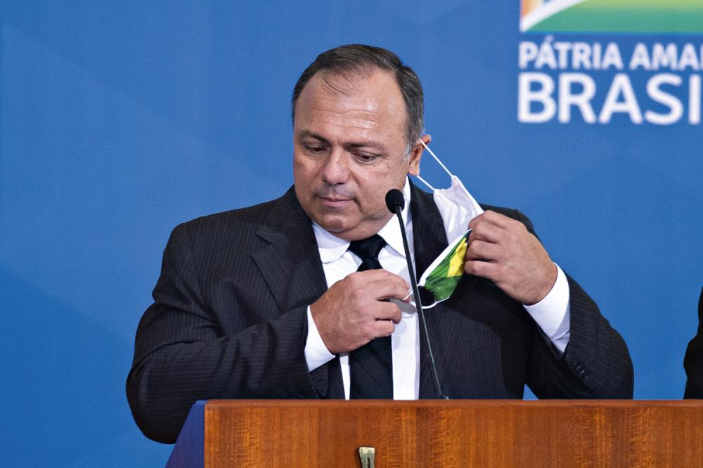 Pazuello deve deixar o governo alegando problemas de saúde