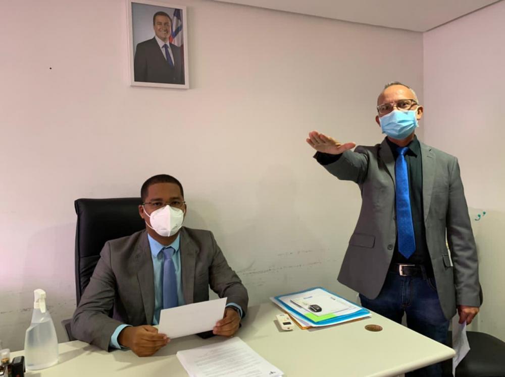 Vereador Irmão Edvaldo é empossado em Dias d'Ávila