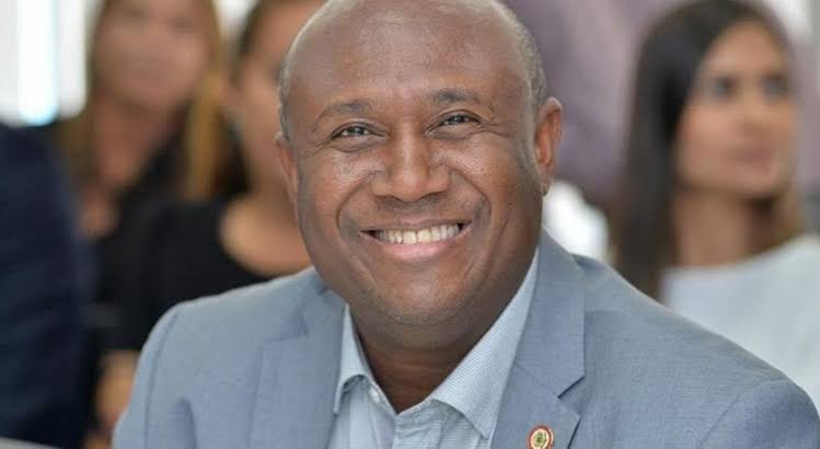 Vereador Irmão Lázaro morre aos 55 anos após complicações da Covid-19