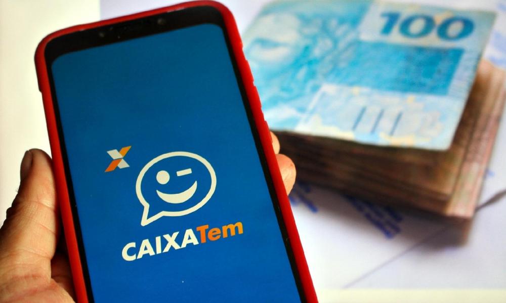 Nascidos em abril podem atualizar dados no Caixa Tem