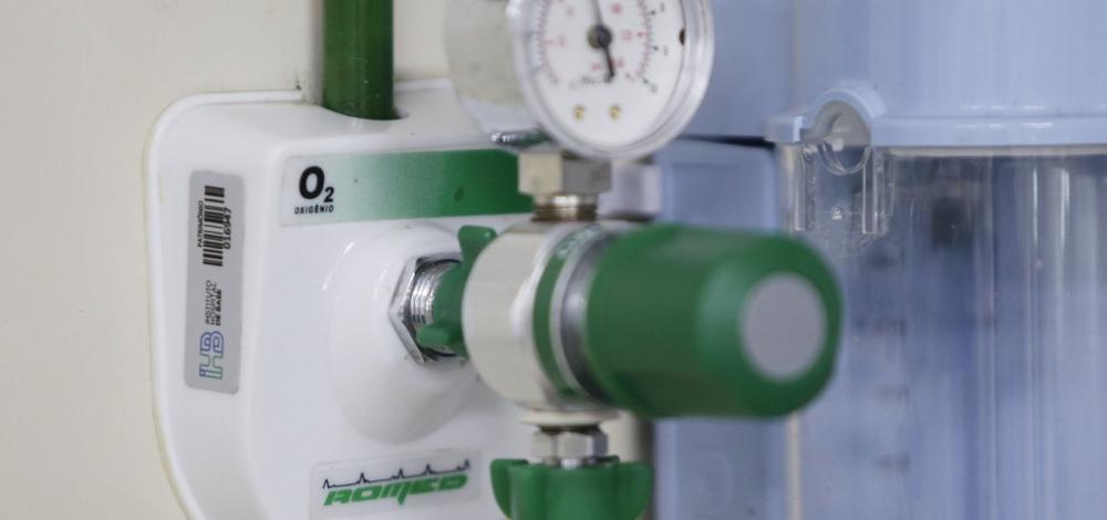 Anvisa decide flexibilizar regras de uso de cilindros de oxigênio