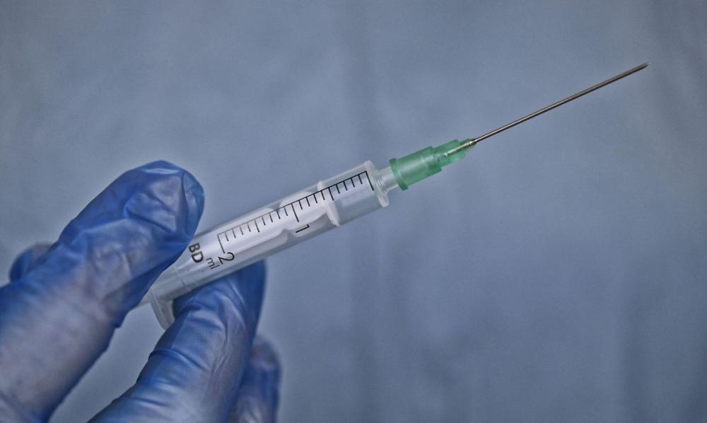 Saúde autoriza liberação de estoque de vacinas para primeira dose 