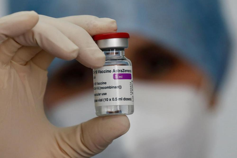 Consórcio Covax entrega ao Brasil as primeiras doses de vacina 