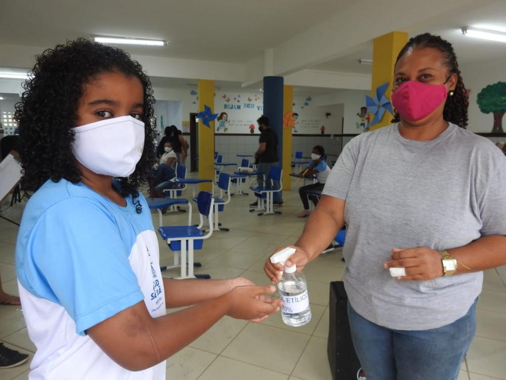Alunos de Mata de São João iniciam programa Escola Aberta