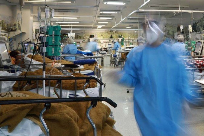 Brasil bate recorde e confirma mais de 100 mil casos de Covid-19 em 24h