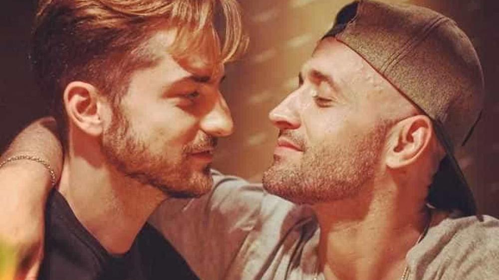 Marido de Paulo Gustavo comenta estado de saúde do ator: 'Pulmões melhorando'
