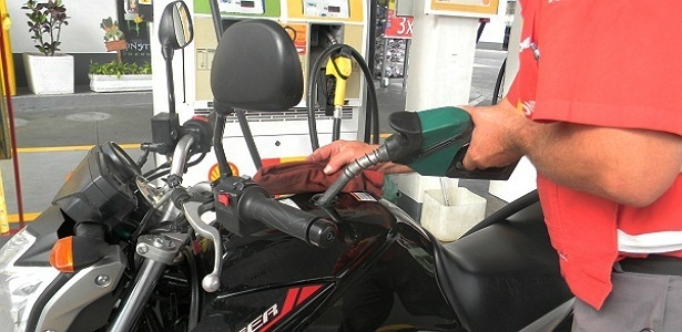Sindipetro beneficia 150 mototaxistas com abastecimento da gasolina a R$3,50 
