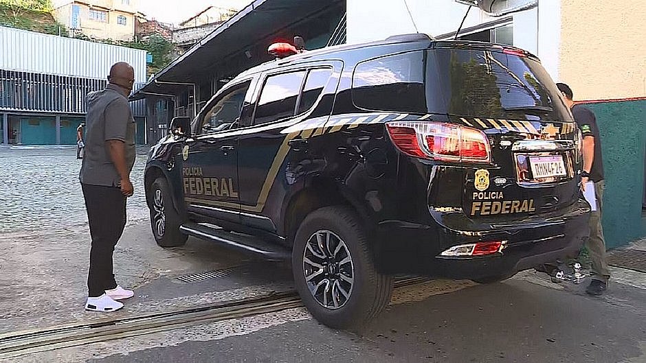 PF apreende lista com 57 nomes de suposta vacinação ilegal em BH
