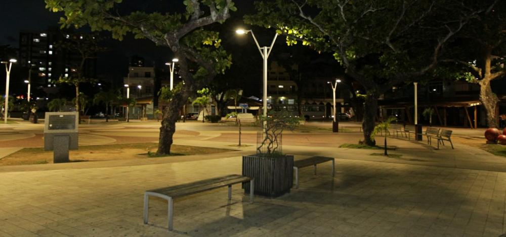 Medidas mais restritivas começam nesta segunda em Salvador e RMS; confira regras