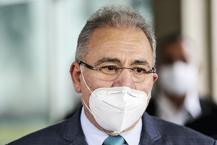 Ministro da Saúde anuncia criação de secretaria de enfrentamento à pandemia