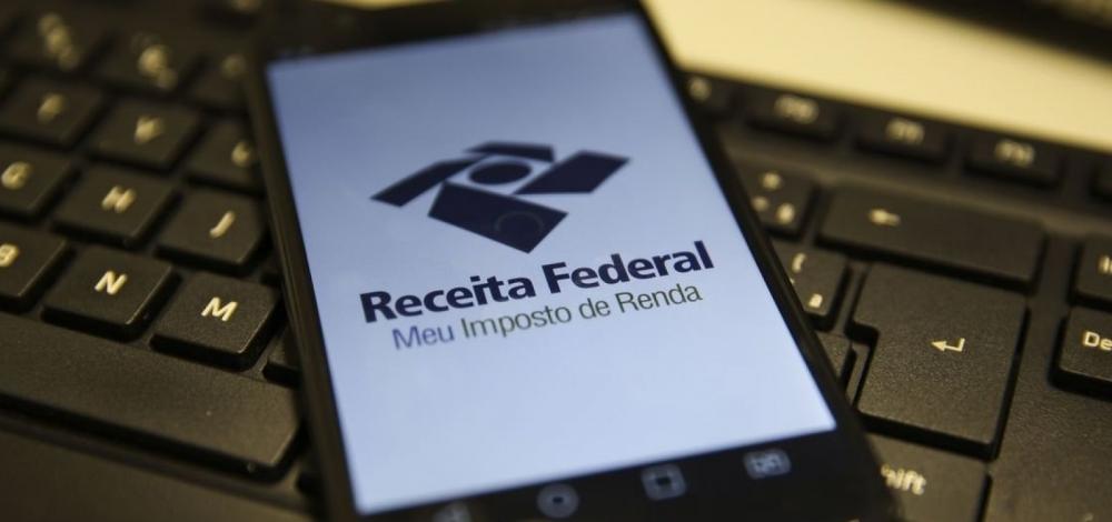 Câmara aprova texto que prorroga prazo para entrega do imposto de renda 2021 até 31 de julho