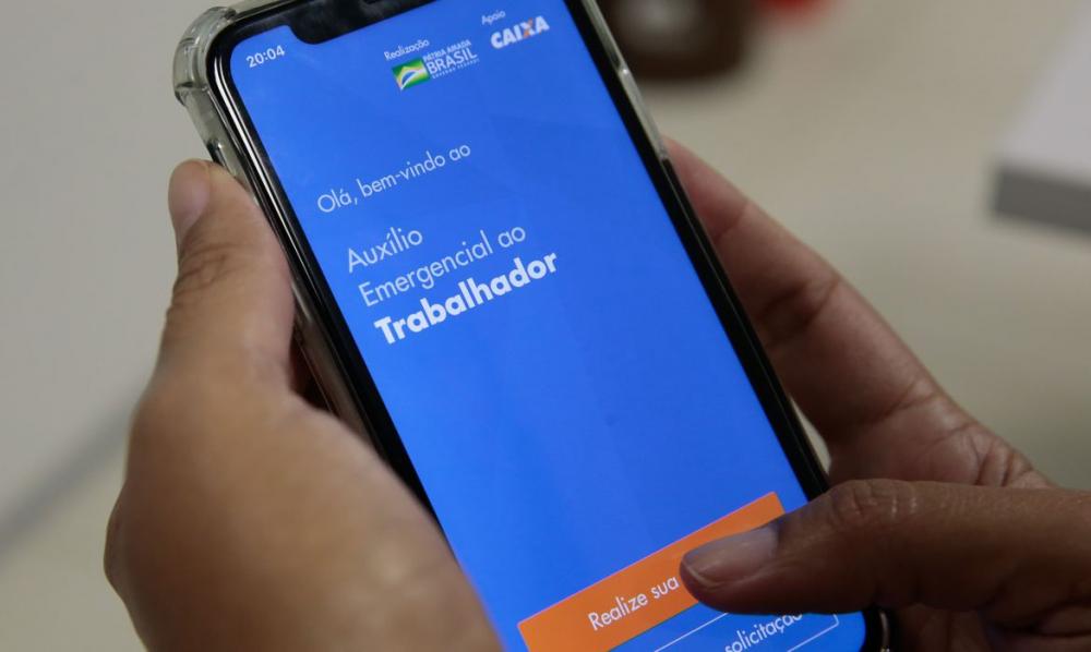 Veja quem pode receber o novo auxílio emergencial