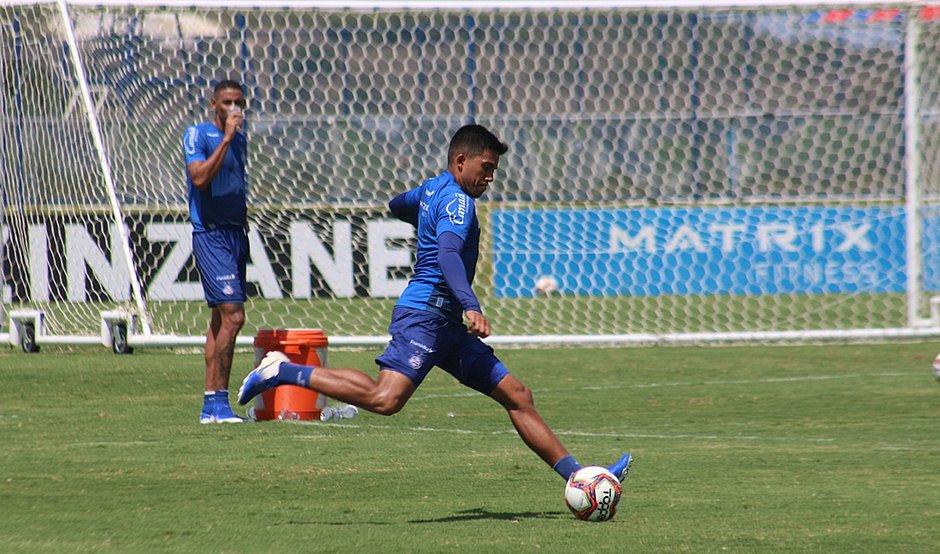 Em situação delicada no Baiano, Bahia pega Atlético de Alagoinhas