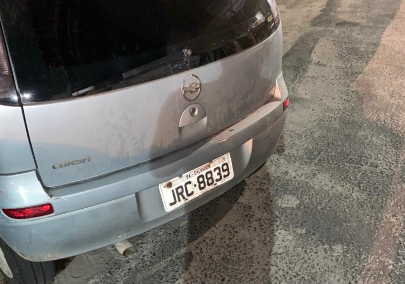 Carro é roubado em Posto de Combustível de Dias d’Ávila