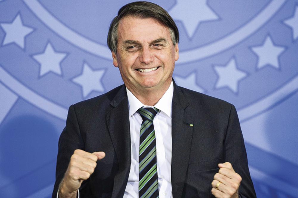 'Há uma grande possibilidade de o Brasil fabricar a Sputnik V', diz Bolsonaro
