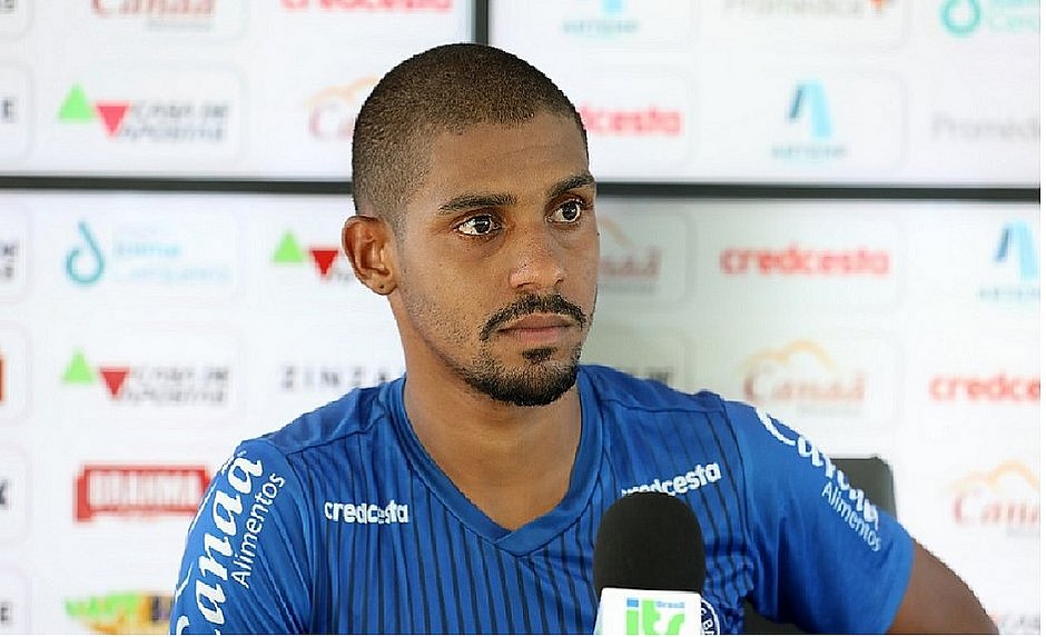 Sem espaço no Bahia, Ramon é anunciado pelo América-MG