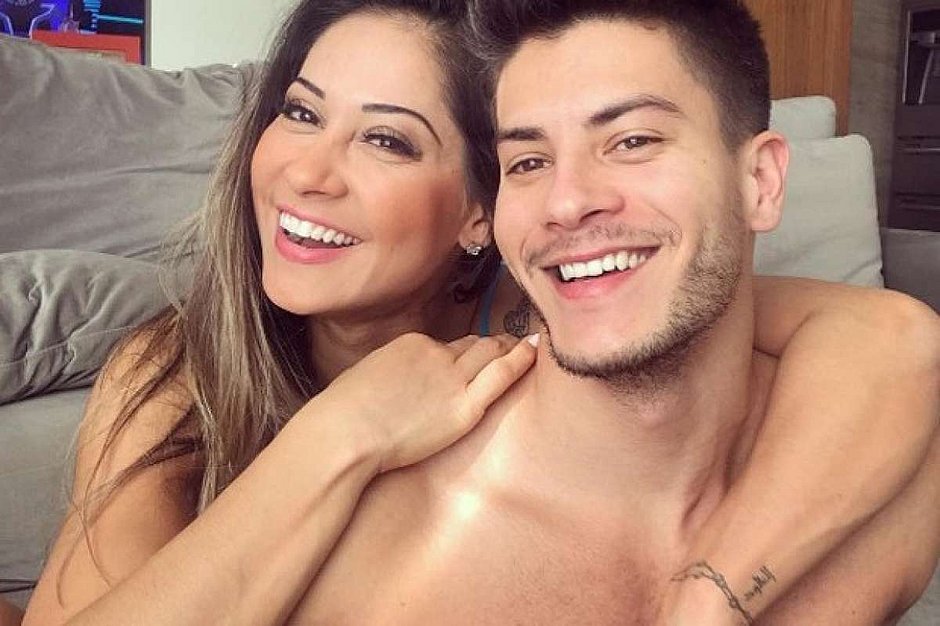 Oito dias após anunciar volta, Mayra Cardi termina de novo com Arthur Aguiar