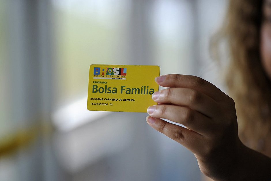 STF manda governo devolver 12,7 mil baianos para o Bolsa Família