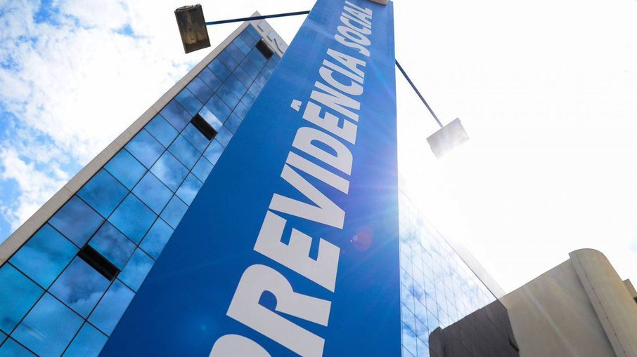 Em 2021 Covid-19 é principal causa de pedidos de afastamento no INSS