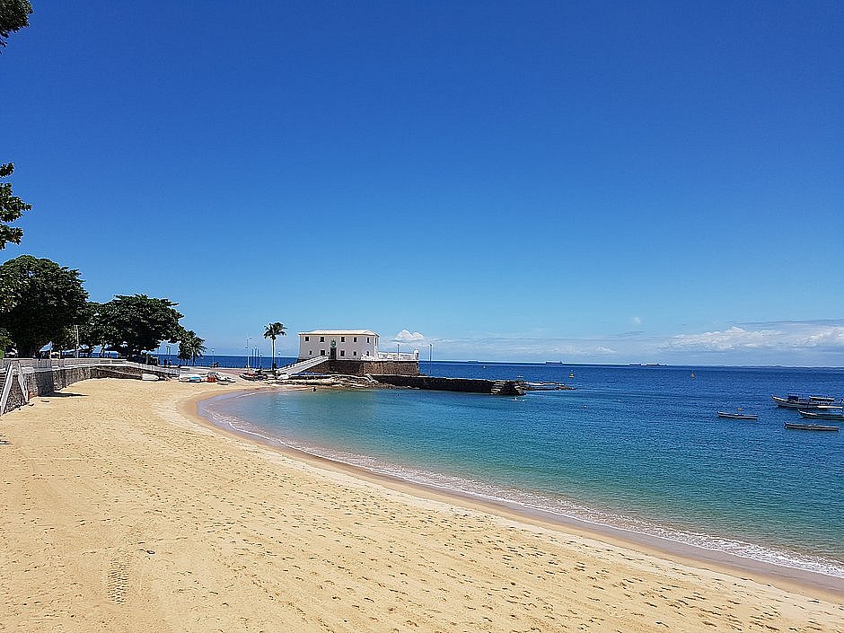 Praias de Salvador serão reabertas a partir da próxima segunda-feira (3)