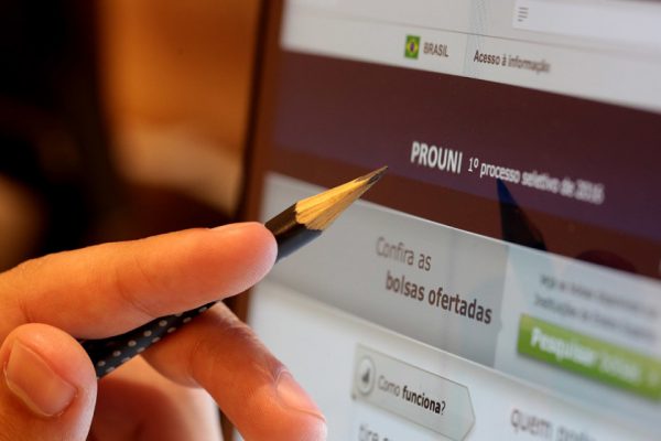 Prouni abre inscrições para vagas remanescentes do 1º semestre de 2021
