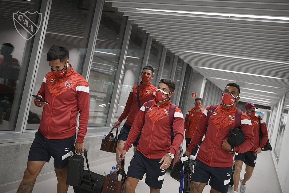 Jogo Bahia x Independiente é adiado após jogadores testarem positivo para covid