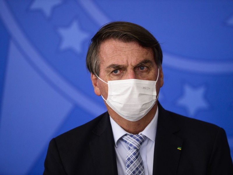 Bolsonaro afirma que Estados Unidos podem enviar vacinas ao Brasil em breve