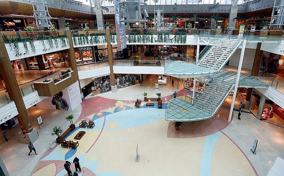 Horário de funcionamento de shoppings, bares e restaurantes é ampliado em Salvador