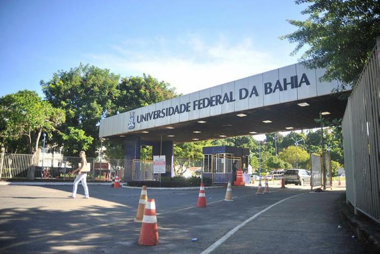 Mais de 28 mil estudantes serão afetados com redução nos auxílios da Ufba