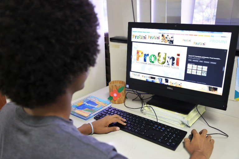 Bolsas do Prouni: prazo para entrega de documentos termina hoje
