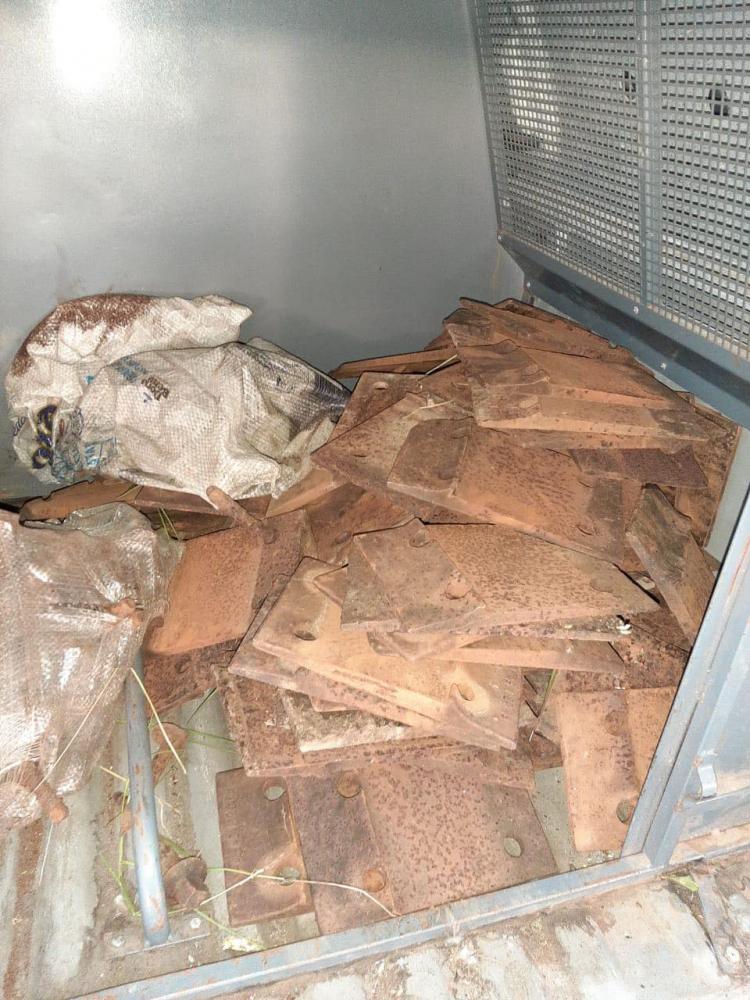 Dupla é presa com 300 kg de ferro furtados de trilhos no Bom Jesus