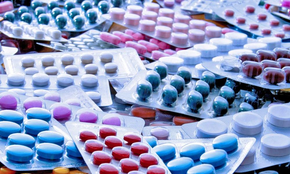 Senado aprova suspensão no aumento de preço de medicamentos em 2021
