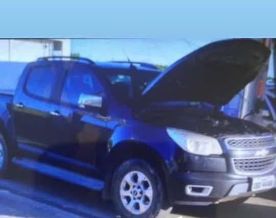 Carro é roubado dentro oficina mecânica em Dias d'Ávila