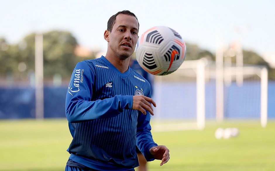 Com chances remotas na Sula, Bahia começa a pensar no Brasileirão